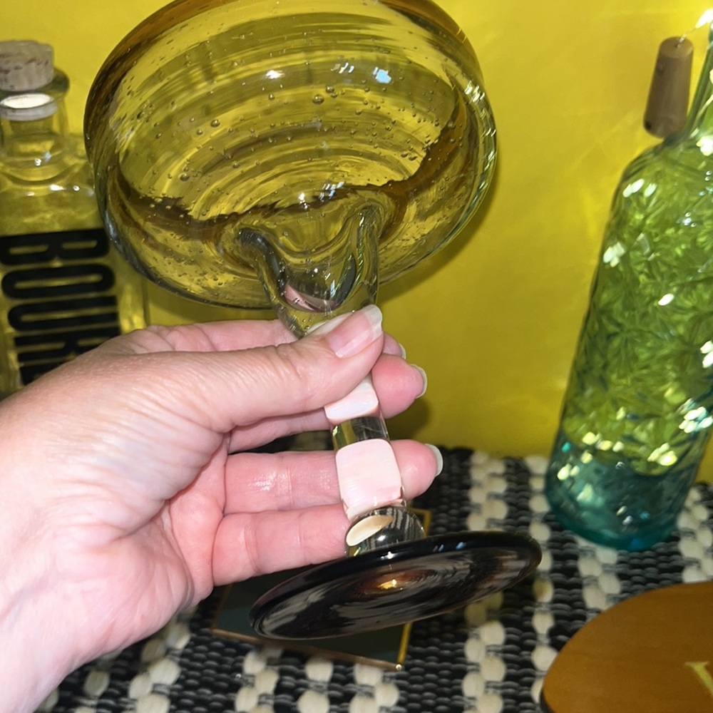 Elegant Amber Bubble Glass Margarita - Picture 6 of 6